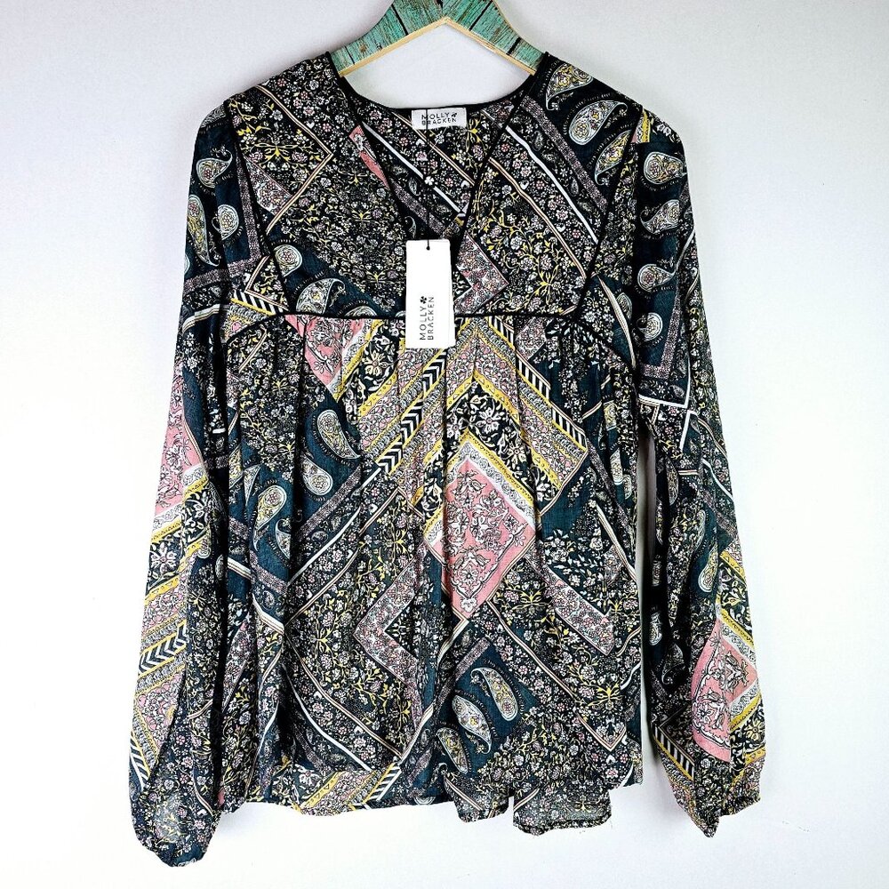 Molly Bracken Paisley Piping Detailed Light Weight V-Neck Blouse, Sz M*, NWT
